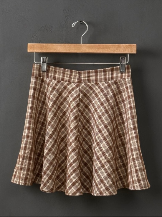 SHEIN Dresses & Skirts - SHEIN Women’s Brown Plaid Circle Skirt! Size 2!